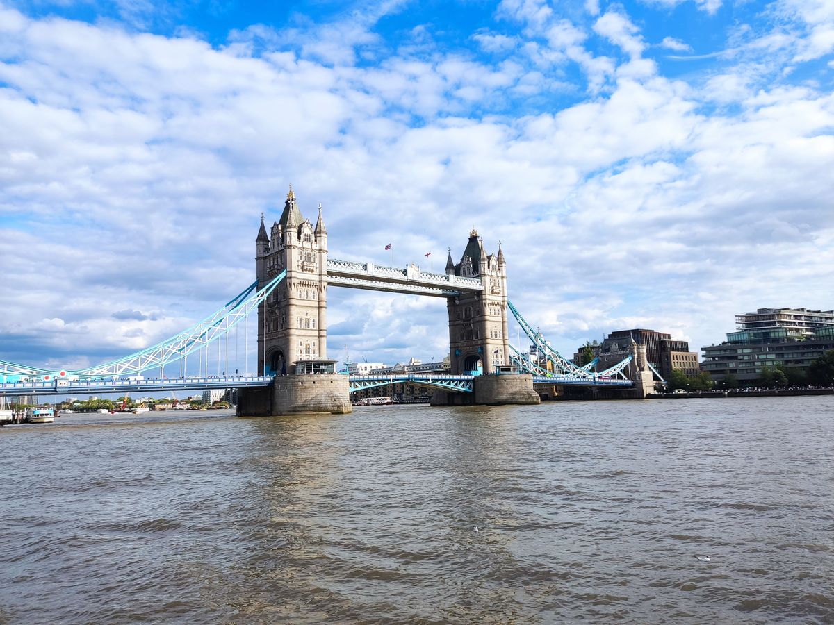Tenda oscurante per finestre Tower Bridge di Londra con British Flag